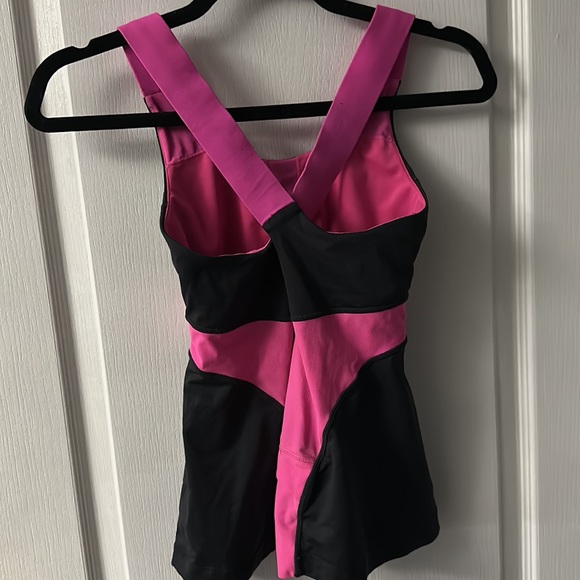 Lululemon tank top - Picture 2 of 3